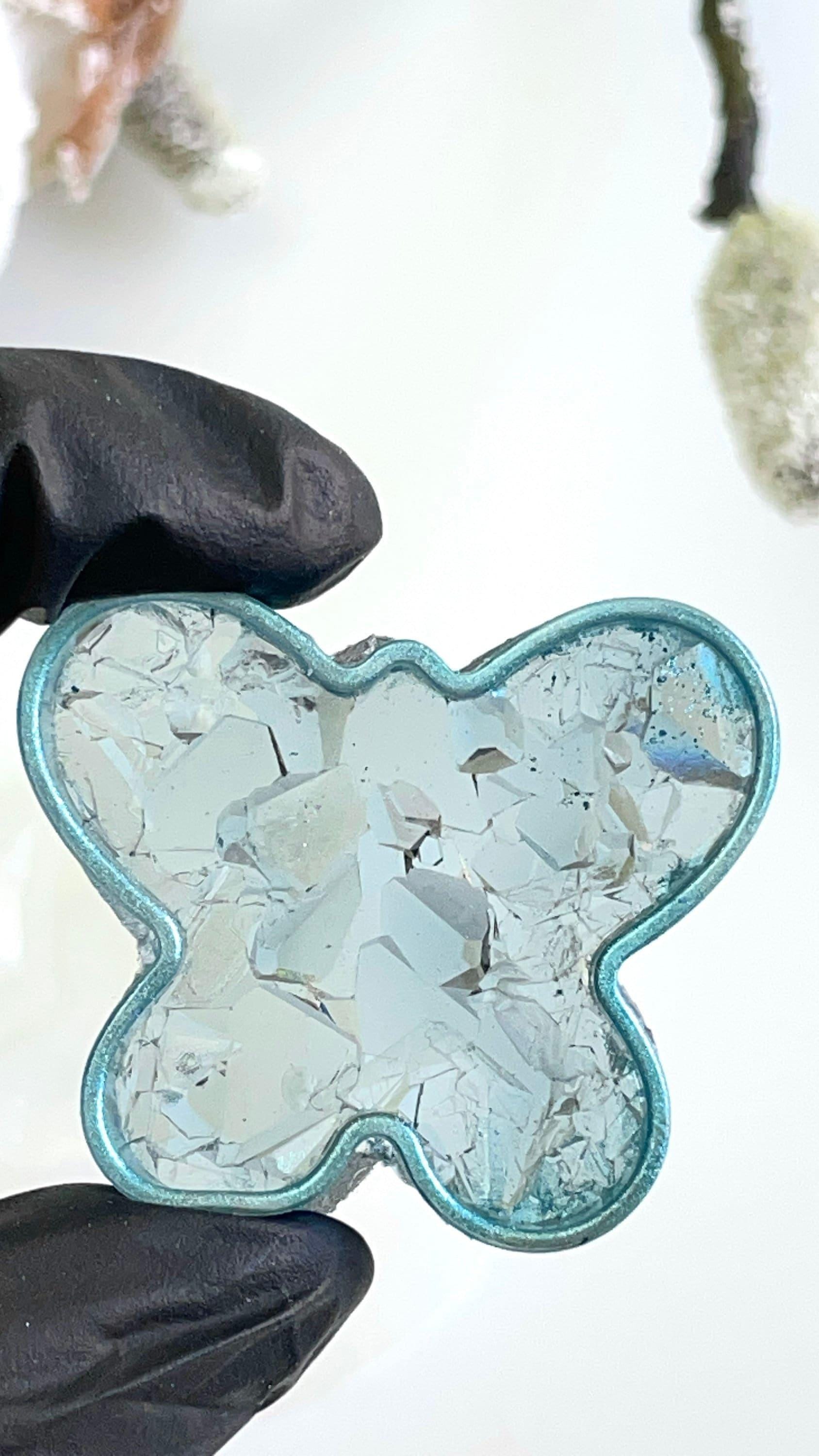 Druzy Mould: Crystal Shape Keyring & Pendant UV Resin Mold with Butterfly Design - Ideas Decor Shop