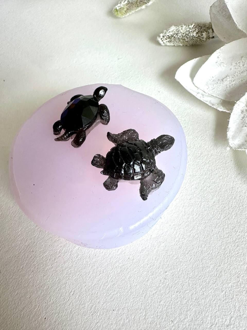 Sparkling Cutie Little Turtle and Sea Turtle Silicone Mold - Set of 2 for Charming Creations - Ideas Decor Shop