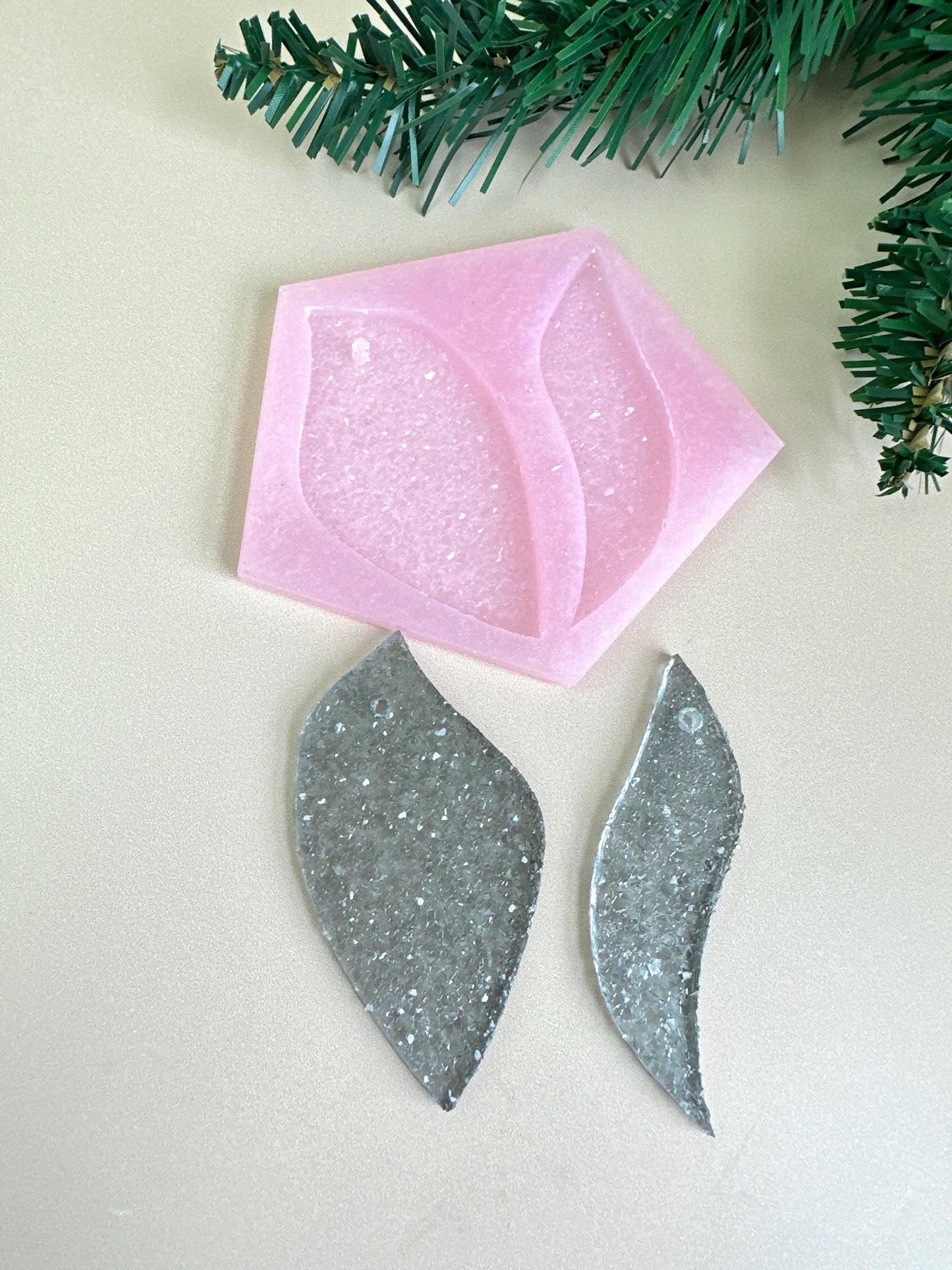 Sparkling Crystal 2 Leaf Silicone Mold for Jewelry or Festive Decor