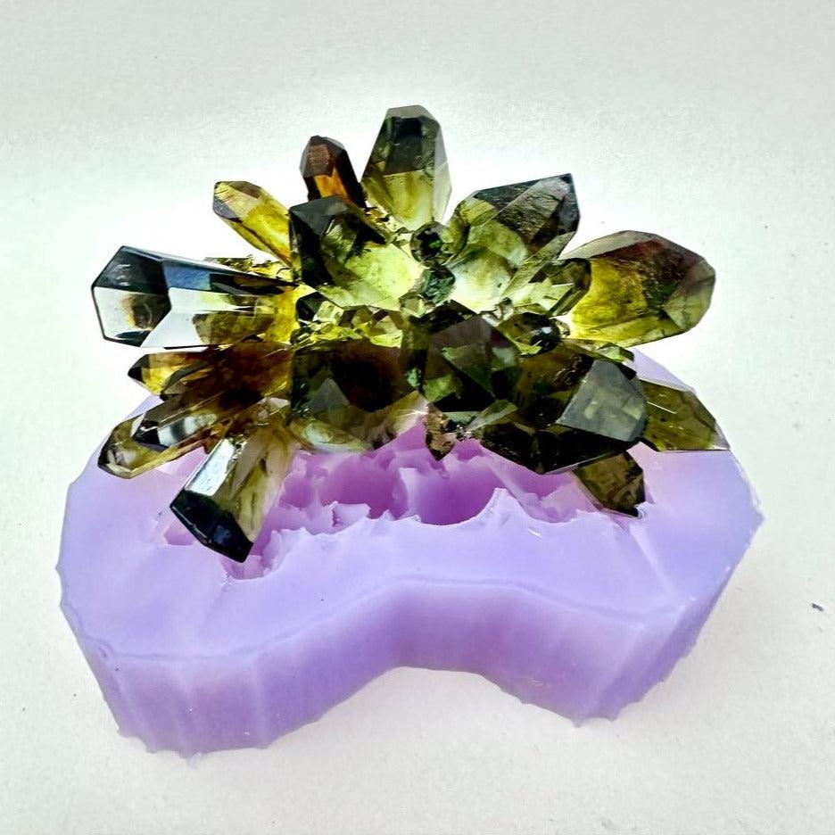 New Crystal Cluster Resin Mold for Creative Jewelry & Décor Crafting