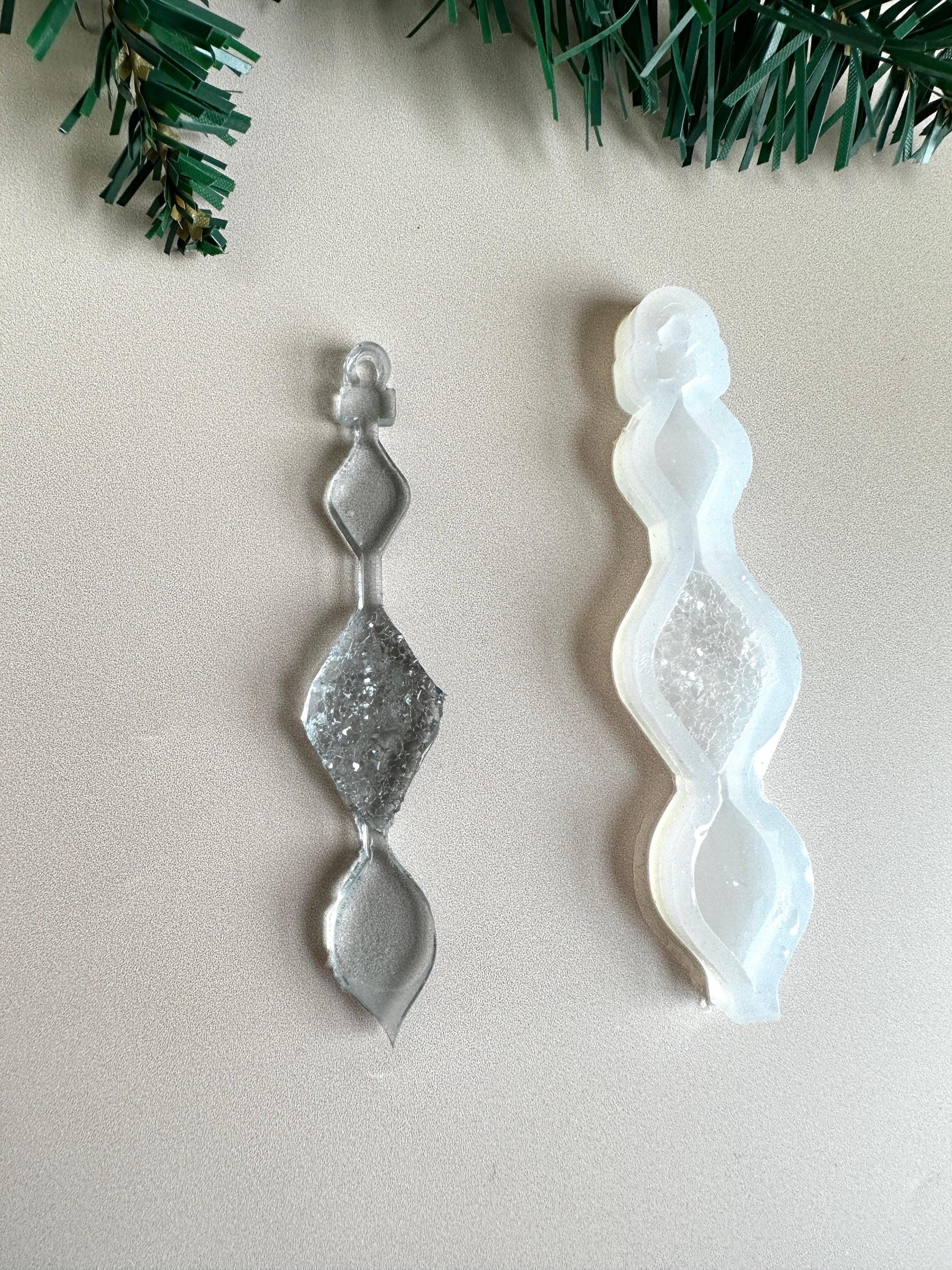 Christmas Tree Ornament with Crystals Silicone Mold - Icicle Shaped Molds for Resin Crafting - Perfect DIY Holiday Decor Gift - Ideas Decor Shop