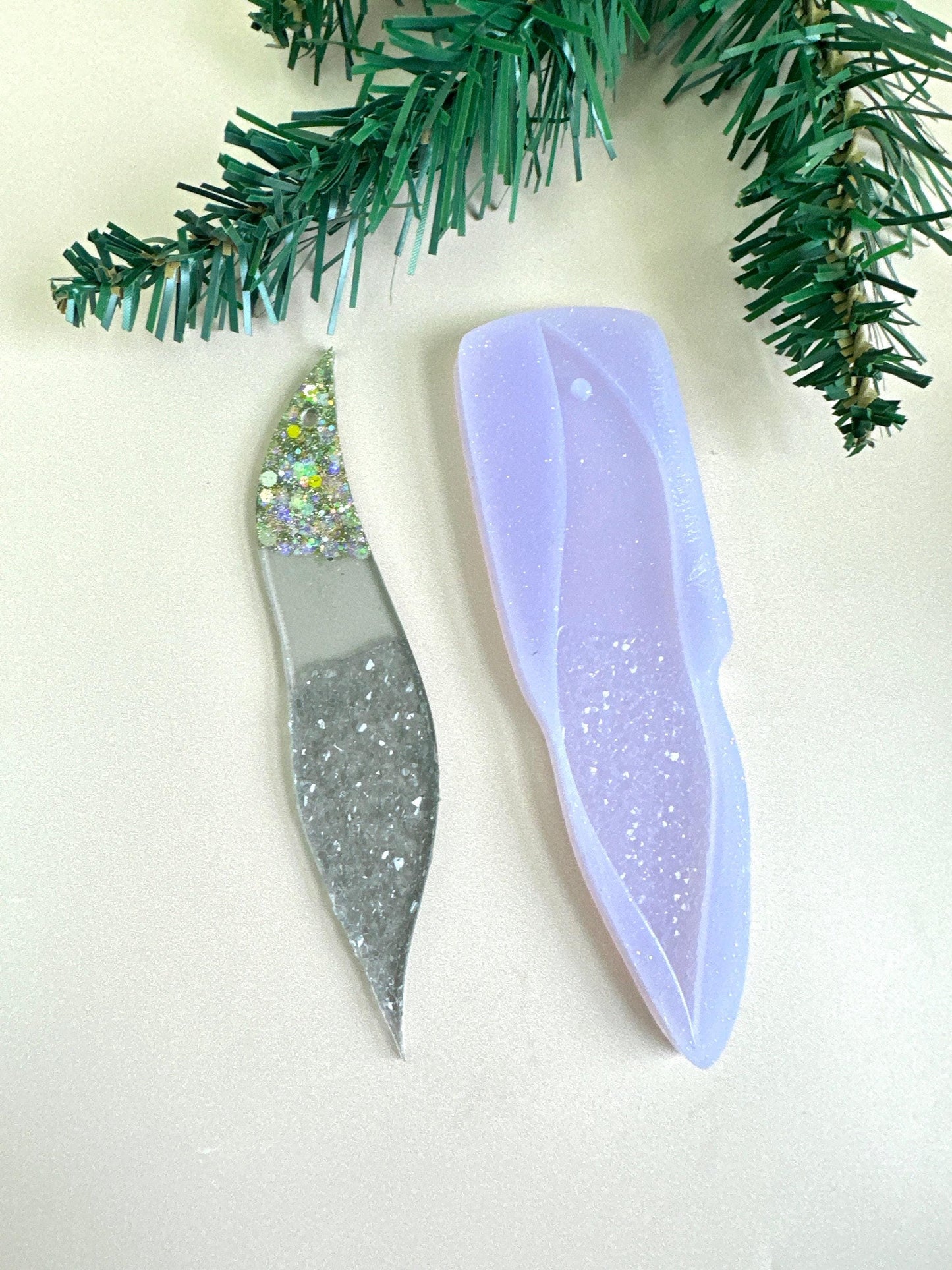 Resin Bookmark Silicone Mold Set with Crystal Sheet Design - Crafting Supplies