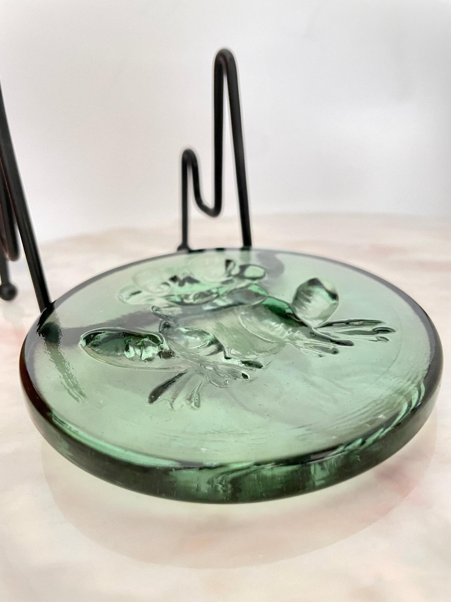 Frog Themed Resin Coaster Silicone Mold - DIY Crafting Fun!