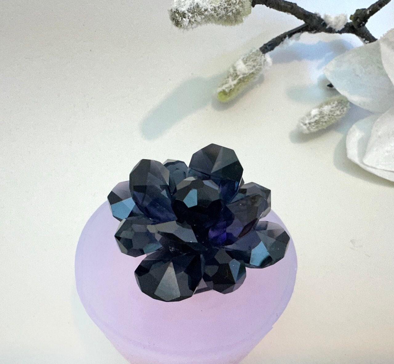 Crystal Flower Silicone Mold – Unique Resin Art and DIY Craft Tool