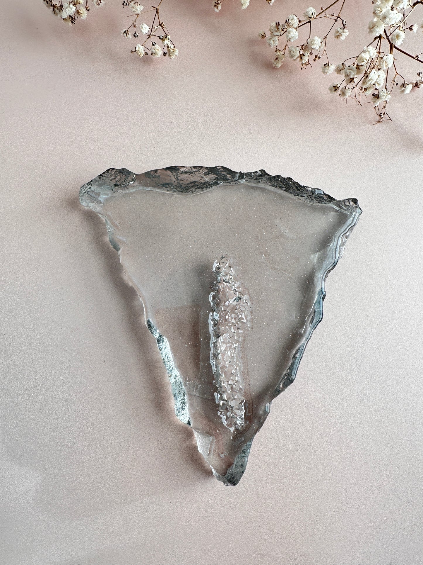Unique Silicone Mold for Resin with Edges of Broken Stone and Geode Crystal Effect