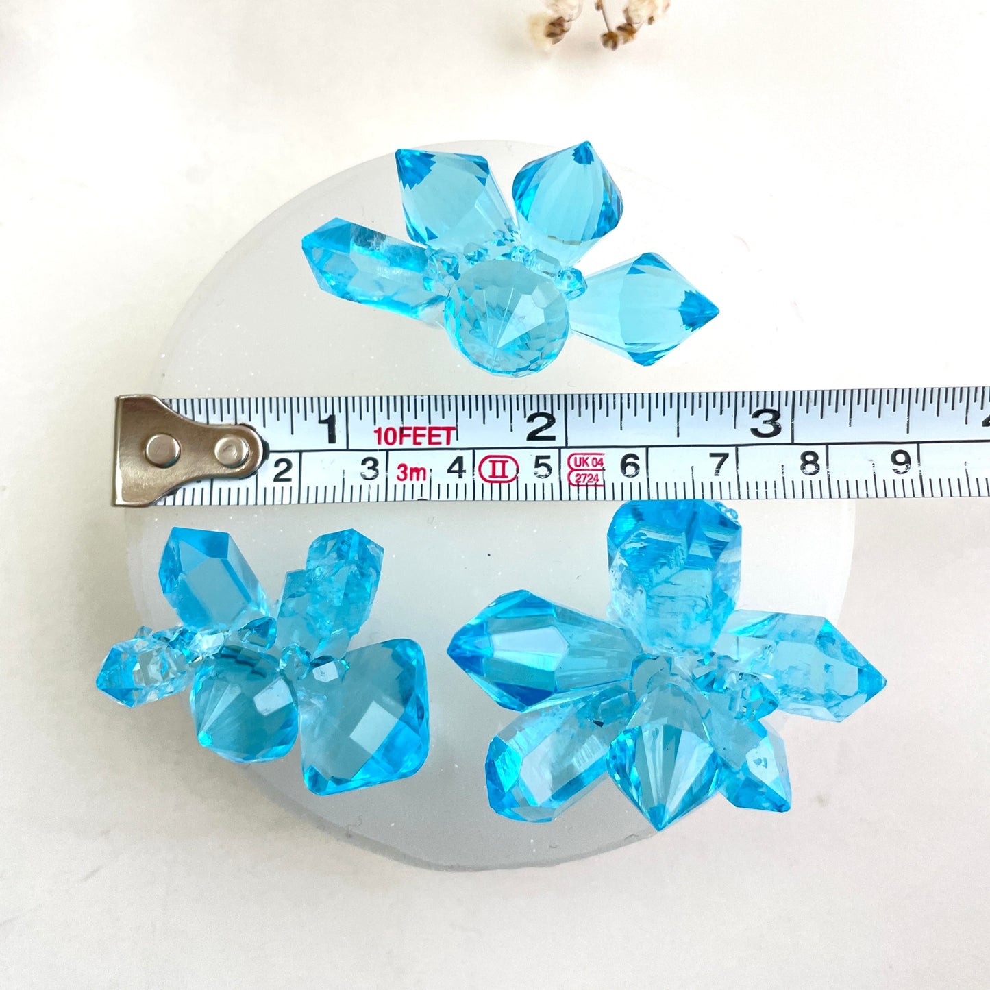 Create Stunning Resin Art with the 3 Little Crystals Silicone Mould