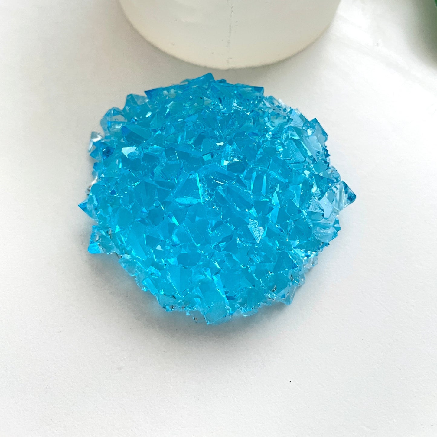 Radiant Splendor: Medium Crystal Cluster Silicone Mold
