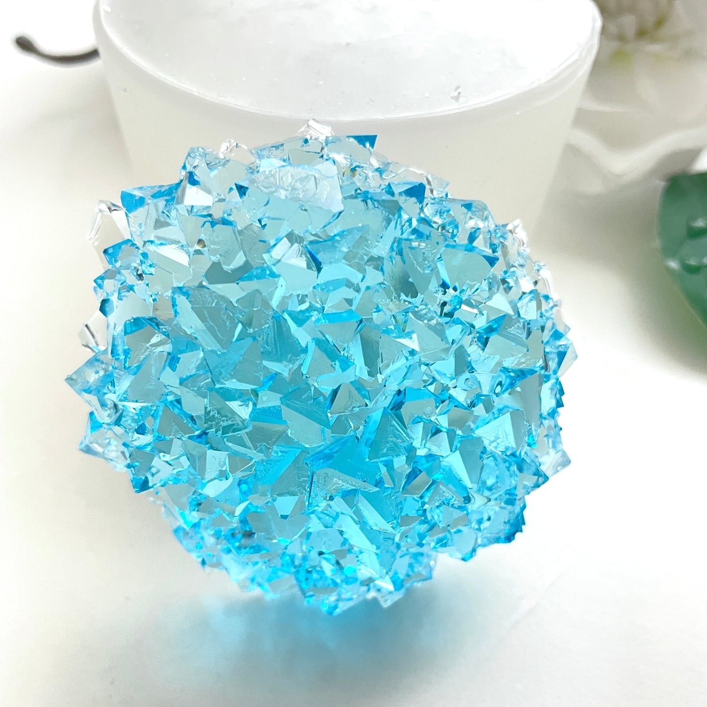 Radiant Splendor: Medium Crystal Cluster Silicone Mold