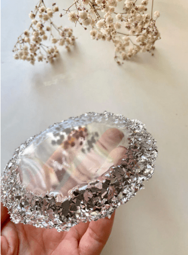 Large 13cm Round Crystal Edge Mold for Coasters and Trays - Ideas Decor Shop