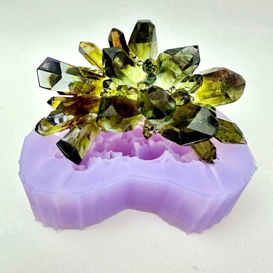 New Crystal Cluster Resin Mold for Creative Jewelry & Décor Crafting - Ideas Decor Shop