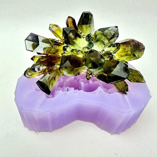 New Crystal Cluster Resin Mold for Creative Jewelry & Décor Crafting - Ideas Decor Shop