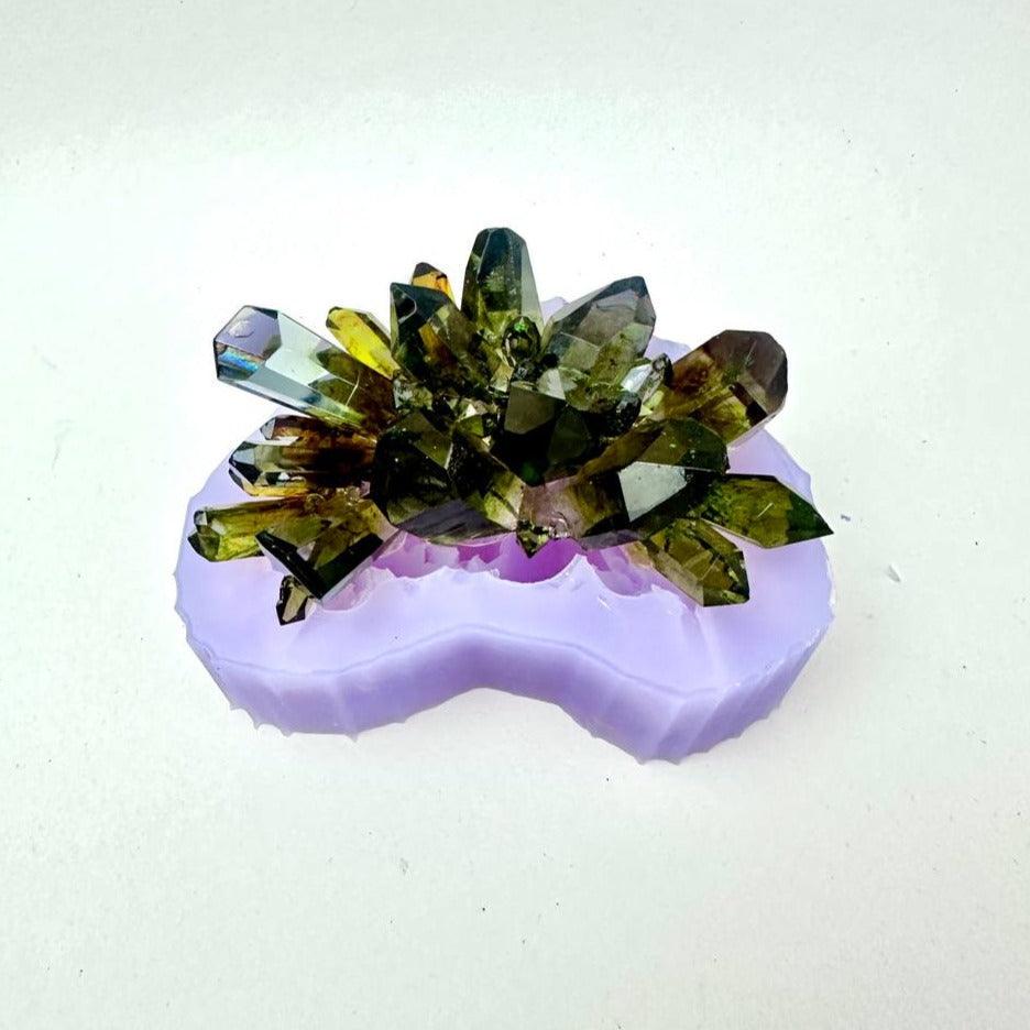 New Crystal Cluster Resin Mold for Creative Jewelry & Décor Crafting - Ideas Decor Shop