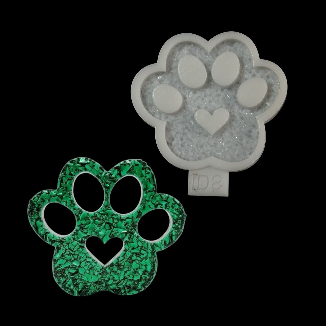 Paw Print Heart Silicone Mold - Ideas Decor Shop