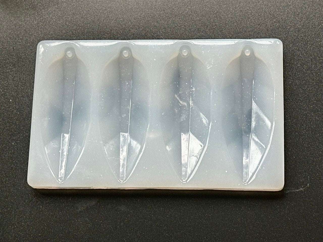 4 Cavity Leaf Shape Mold