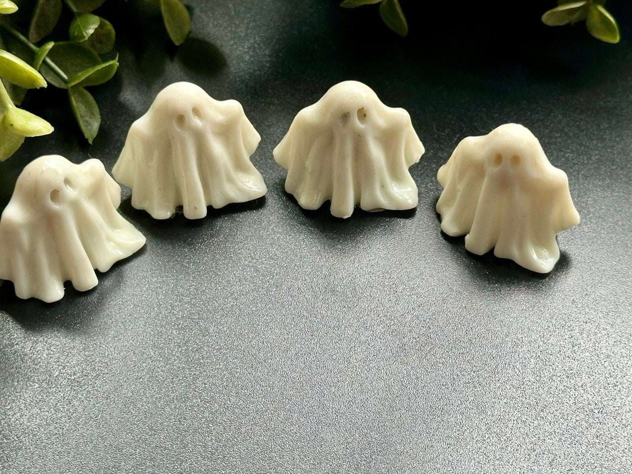 Cute Ghost Silicone Mold – Halloween 4 pc Mini Ghost Figure