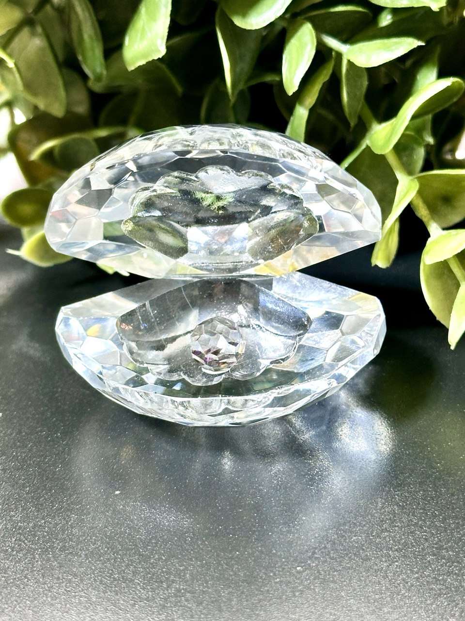 Faceted Oyster with Pearl Silicone Mold: Resin, Jesmonite, Soap