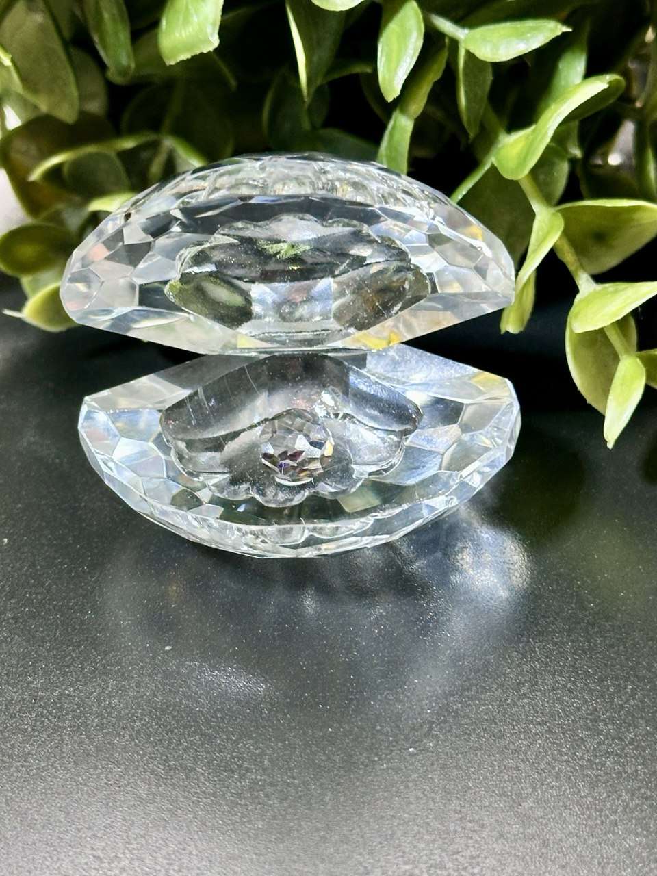 Faceted Oyster with Pearl Silicone Mold: Resin, Jesmonite, Soap