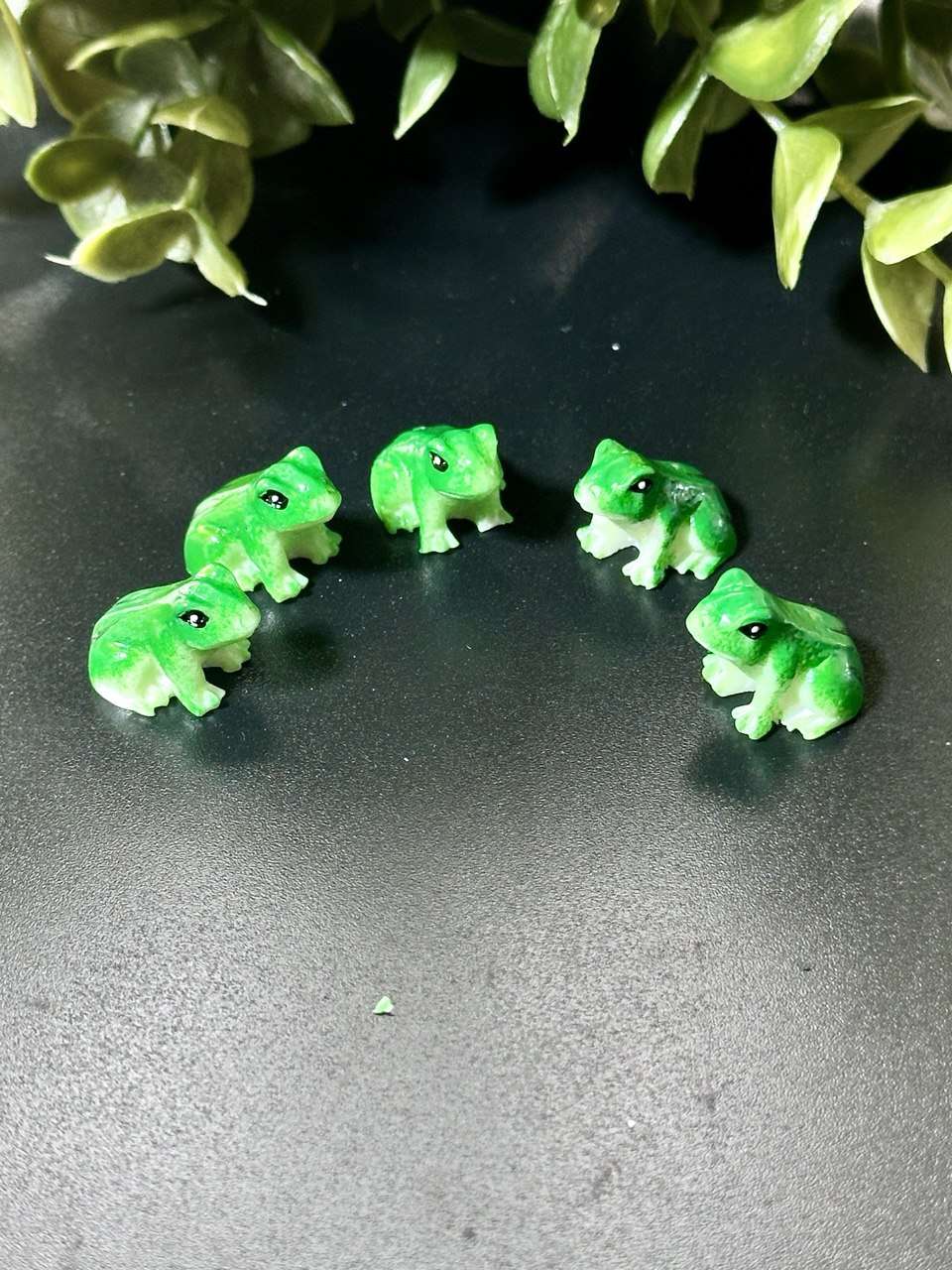 Mini Frog Silicone Mold Set: Resin, Soap, Jesmonite - 2x1.2cm