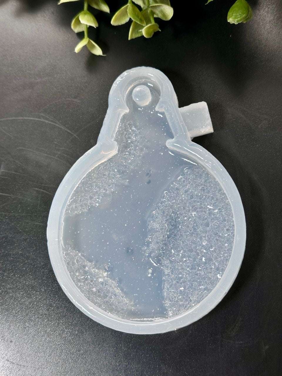 Christmas Bauble Silicone Mold – Druzy Crystal Ornament