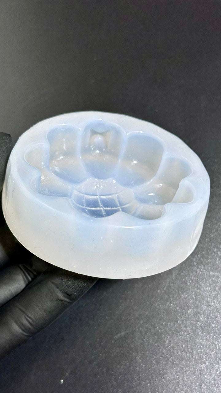 Round Flower Silicone Mold – 6 cm