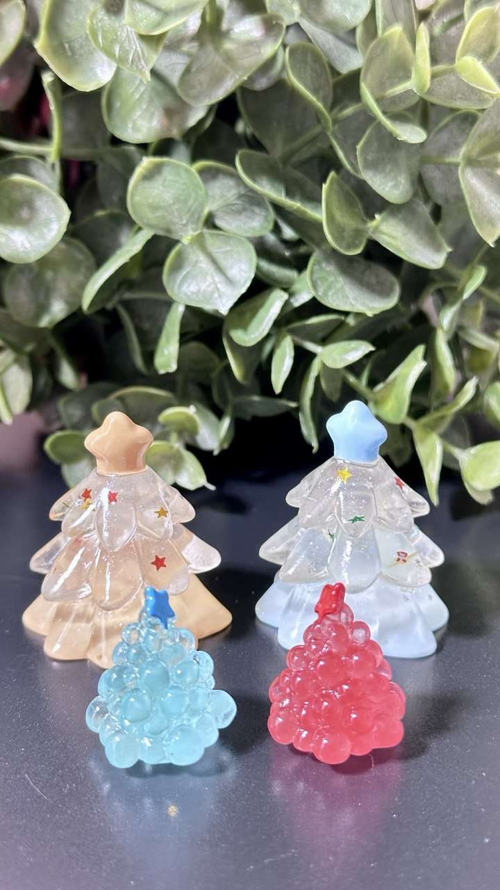 Christmas Tree Silicone Mold | 4 Mini Tree Shapes