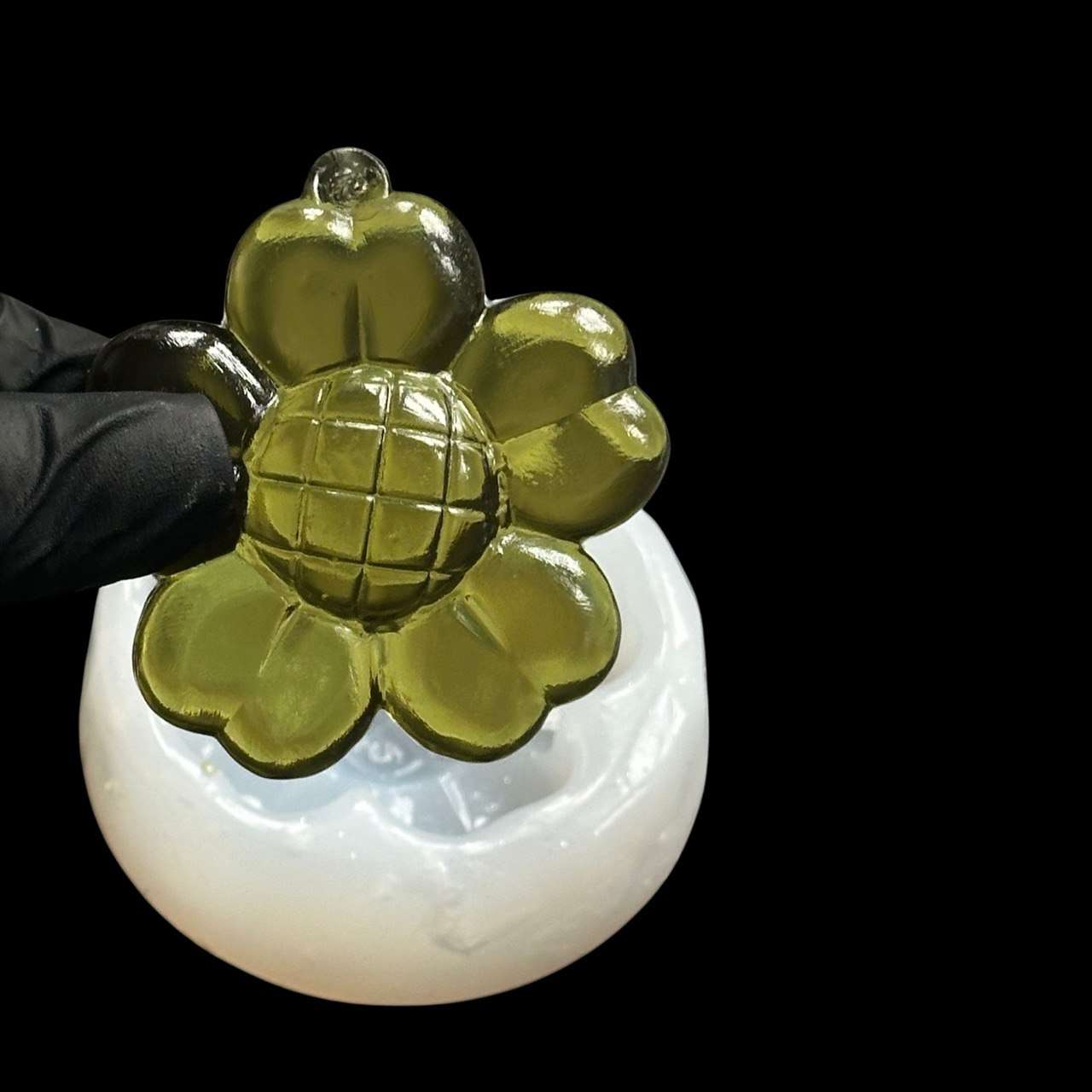 Round Flower Silicone Mold – 6 cm