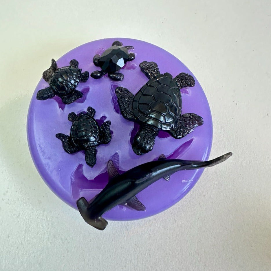 Underwater Adventure Silicone Mold - Natural Marine Figure Set, Craft 4 Turtles & 1 Shark