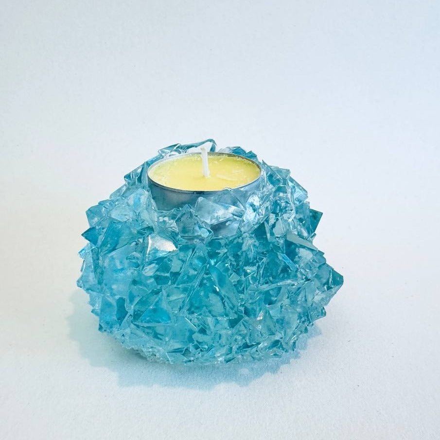 Tiny Elegance: Handmade Crystal Tea Light Holder Mold for Geode Resin Casting - Craft Exquisite Miniatures for Stunning Ambiance