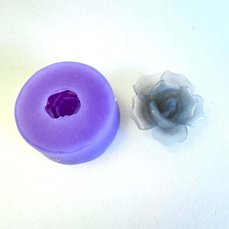 Embrace Artistry with Our Delicate Rose Flower Silicone Resin Mold