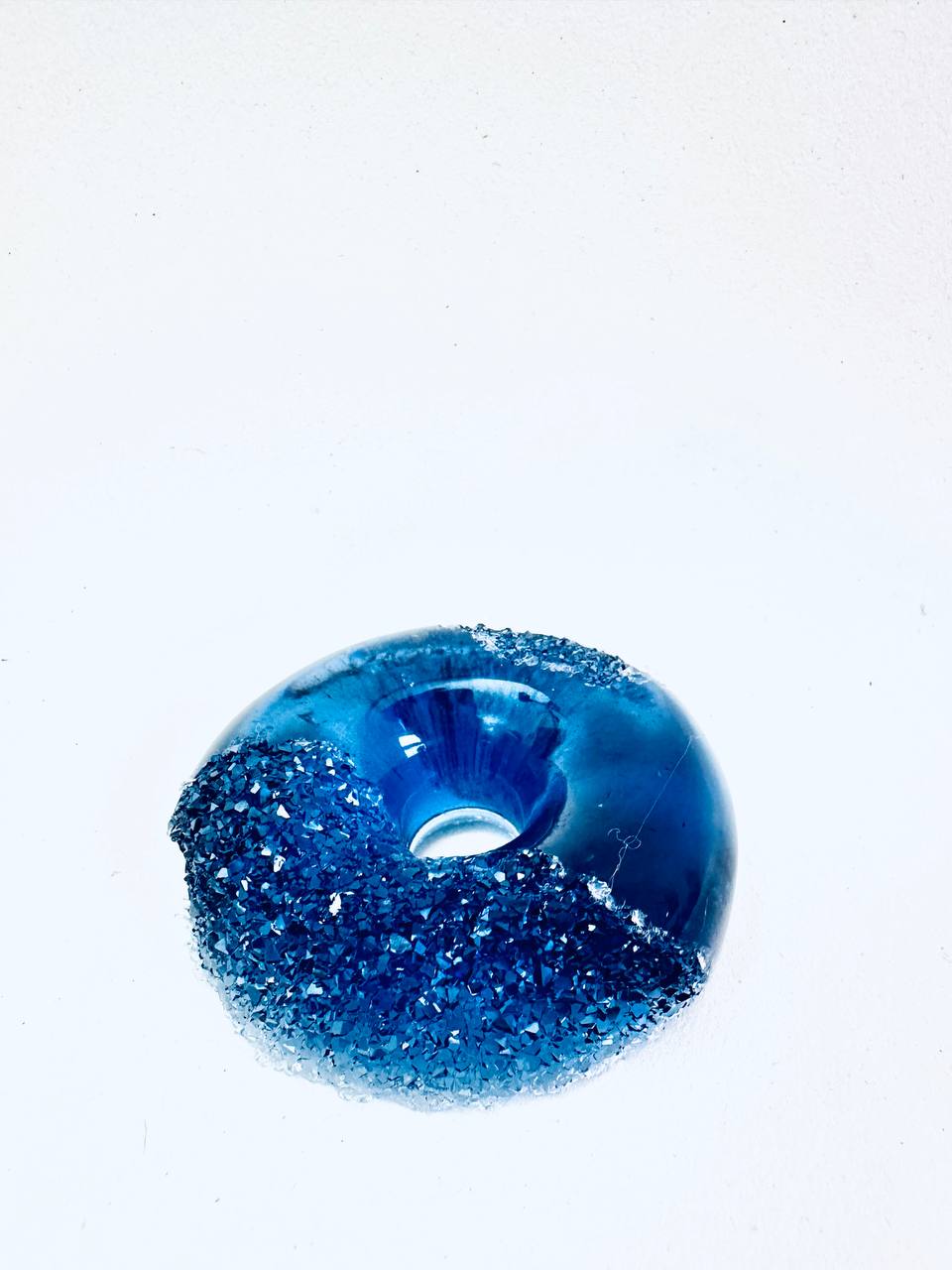 Magie der Kristall-Donut-Geode mit unserer Silikonform für Kunstharzkunst