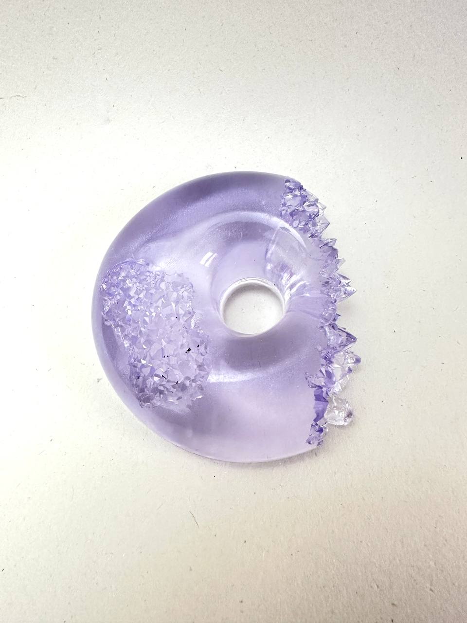 Funkelnde Eleganz: Kristall-Donut-Geode-Silikonharzform