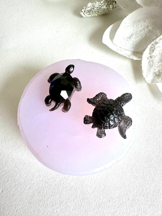Sparkling Cutie Little Turtle and Sea Turtle Silicone Mold - Set of 2 for Charming Creations