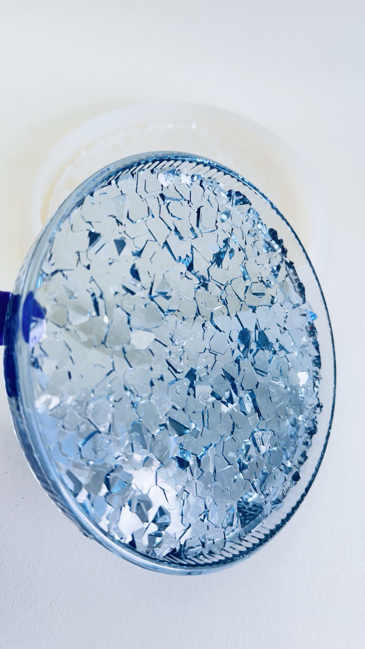 Kreieren Sie atemberaubende Kristalltabletts mit dieser mittelgroßen Kristall-Silikonform.