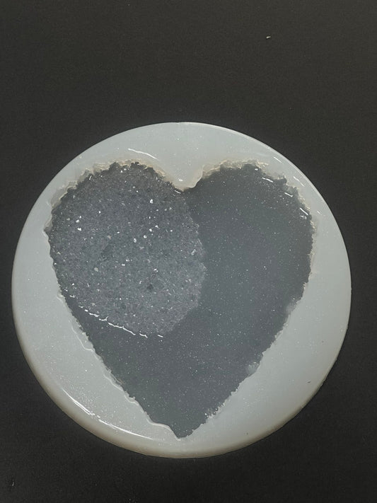 Crystal Edge Heart Geode Silicone Mold for Resin Art - Druzy Effect, Tray & Coaster Making