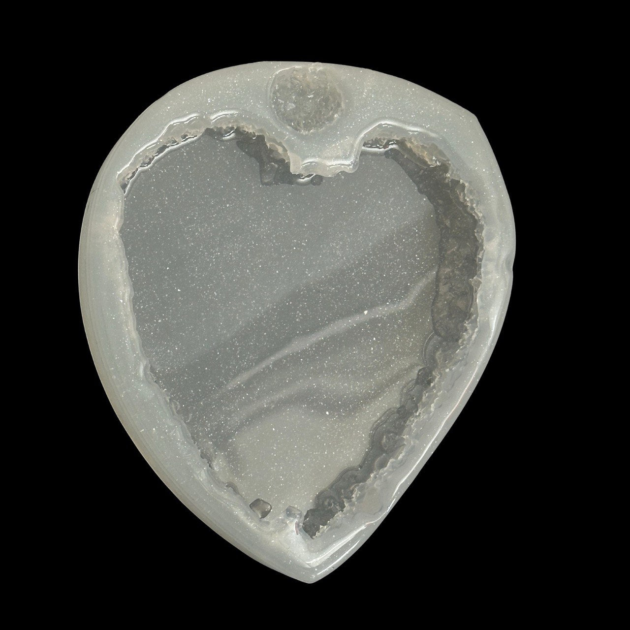 Crystal Edge Heart Geode Silicone Mold