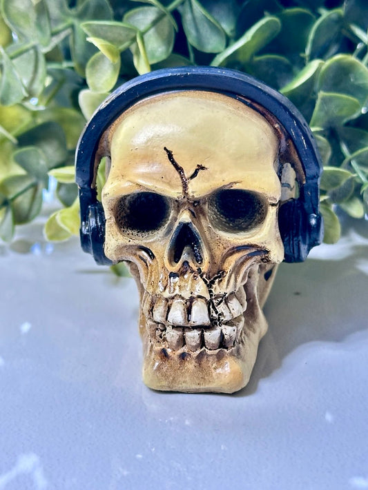 Silicone Mold Skull with Headphones – 6 cm