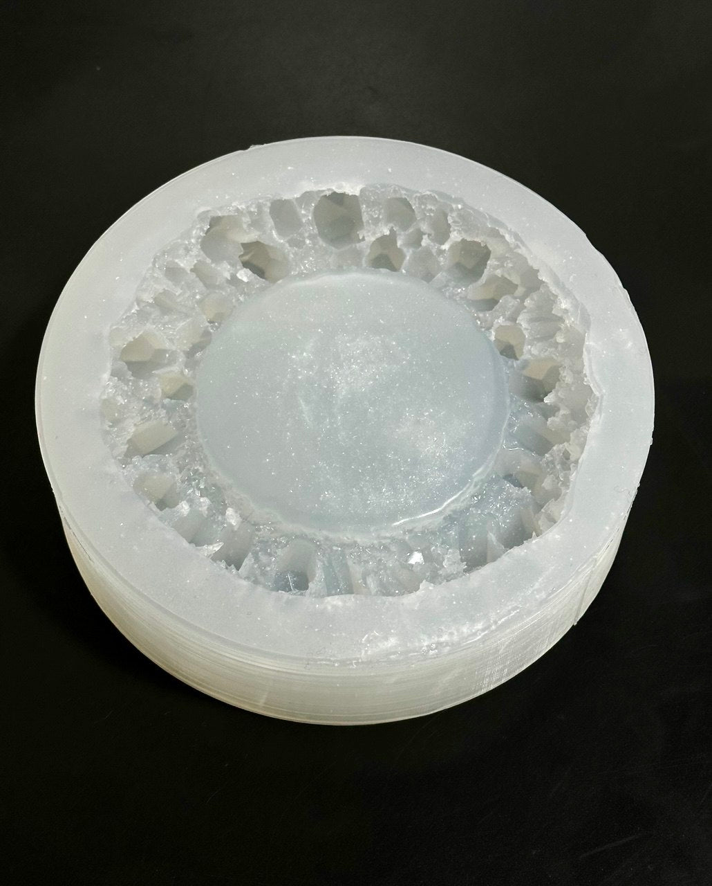 Silicone mold crystal tray