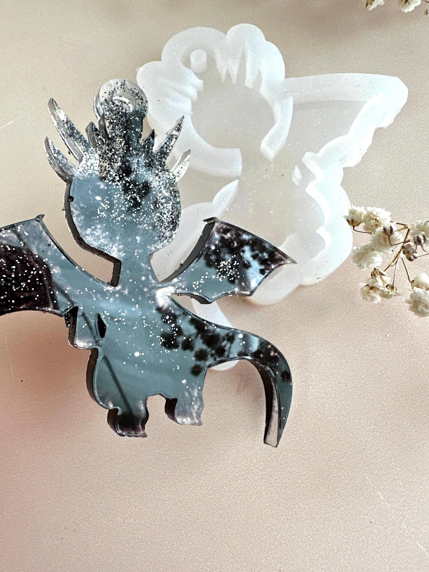 Silicone Mold for Dragon Christmas Tree – DIY Resin Decorations - Ideas Decor Shop