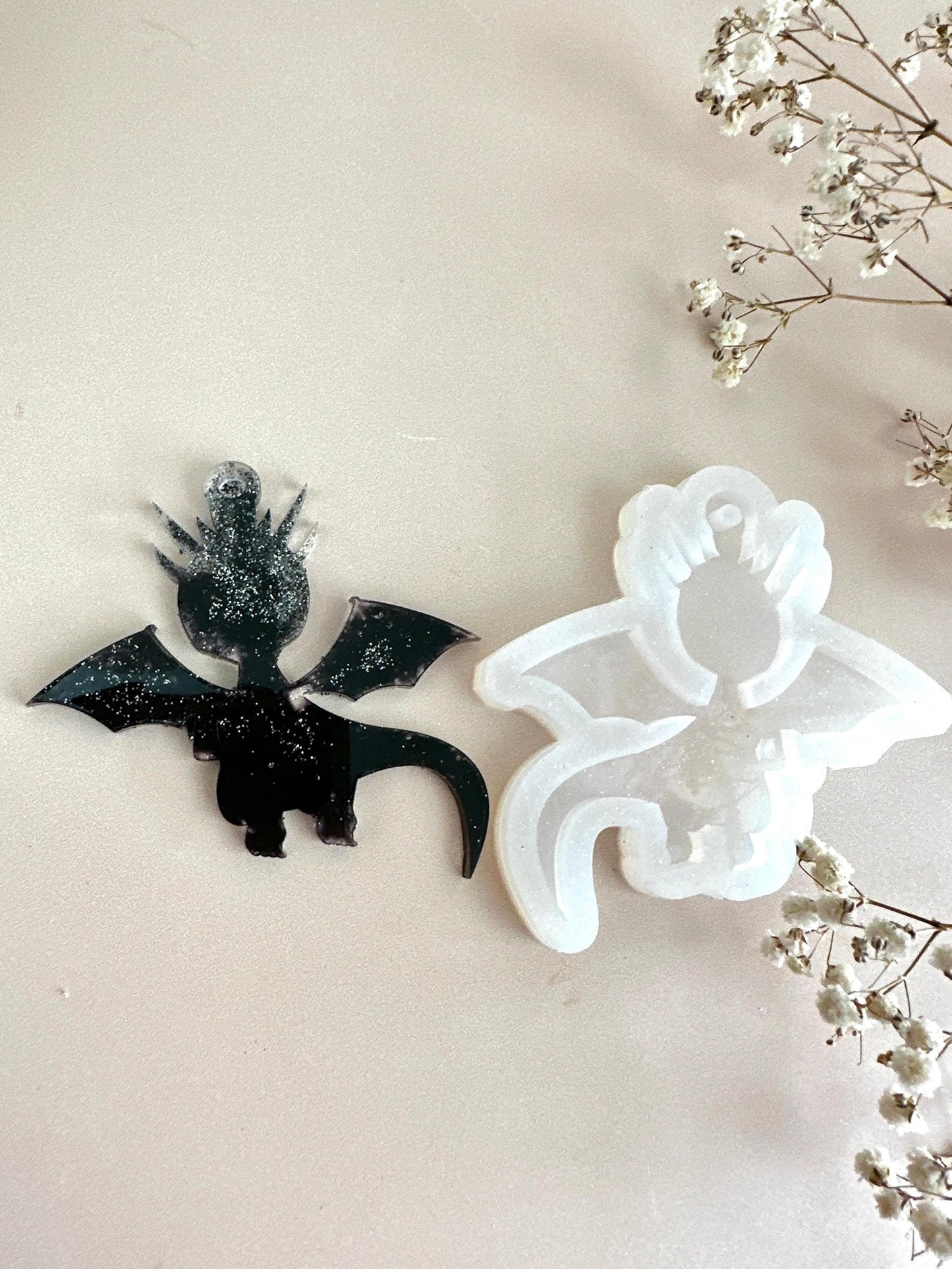 Silicone Mold for Dragon Christmas Tree – DIY Resin Decorations - Ideas Decor Shop