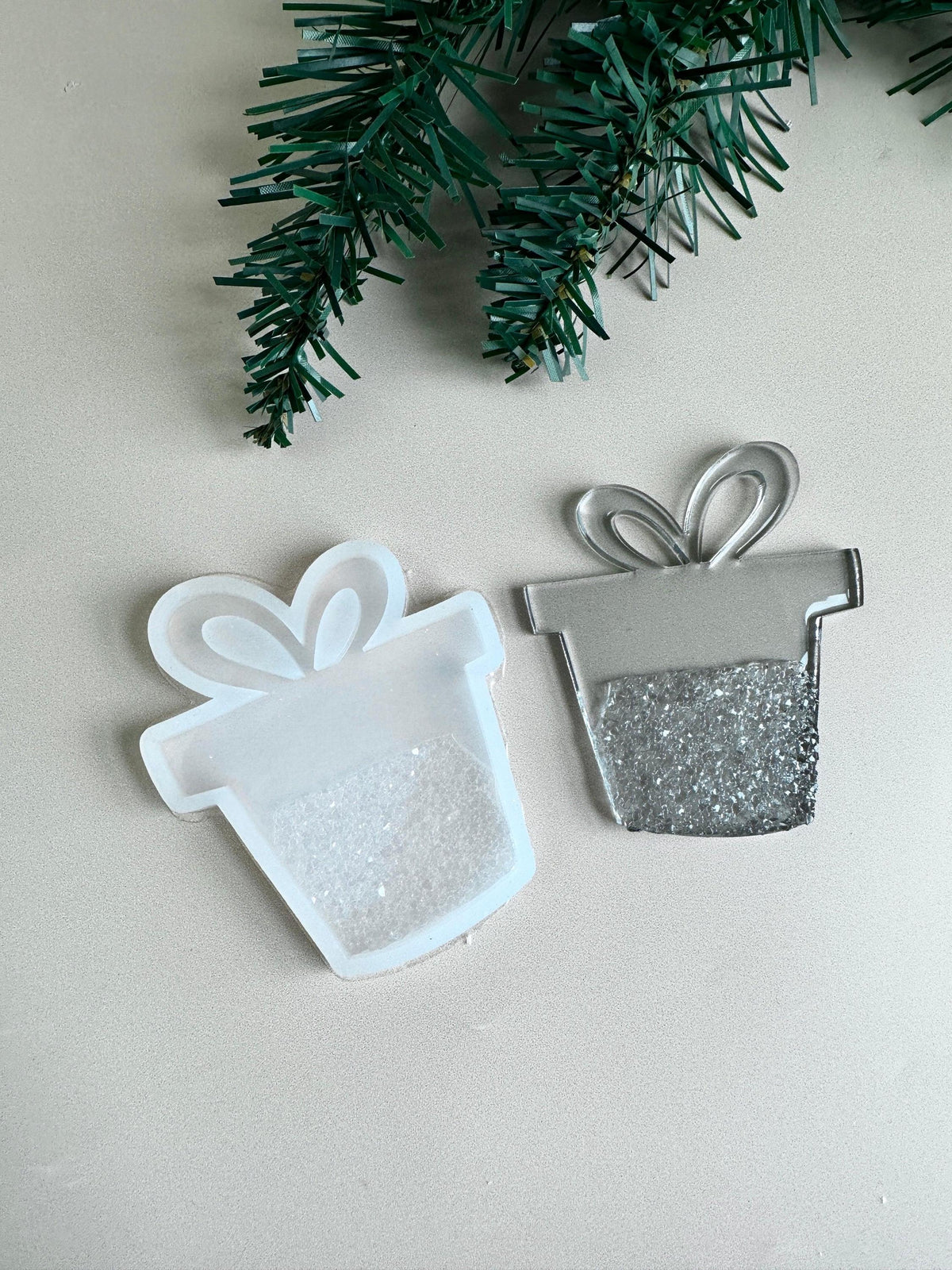 Silicone Resin Tree Toys Mould with Crystals for Christmas Gifts - Ideas Decor Shop