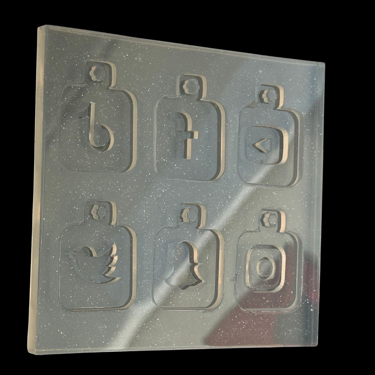 Social Media Keychain and Charm Silicone Molds - Ideas Decor Shop