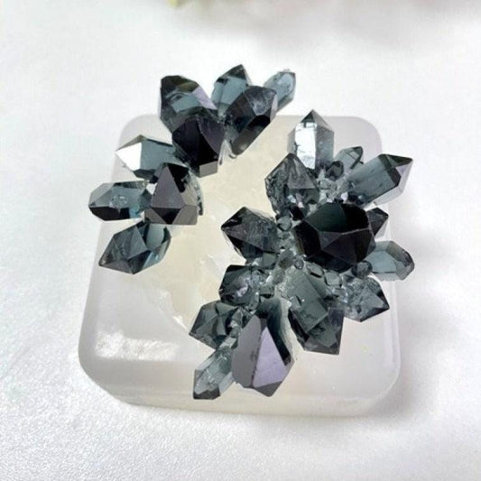 Stunning 2-Piece Crystal Cluster Mold with Little Crystals - Resin Crafting Supplies - Ideas Decor Shop