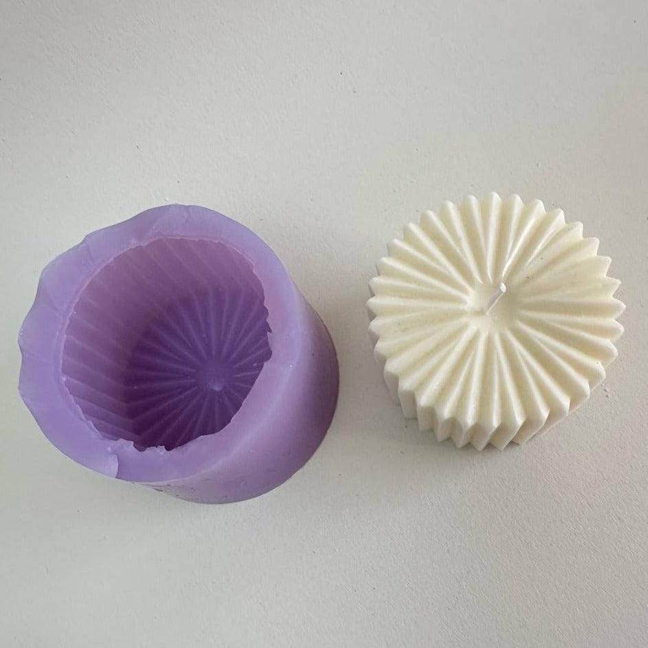 Stylish Twirl Candle Mold - Unique Silicone Craft for Creatives - Ideas Decor Shop