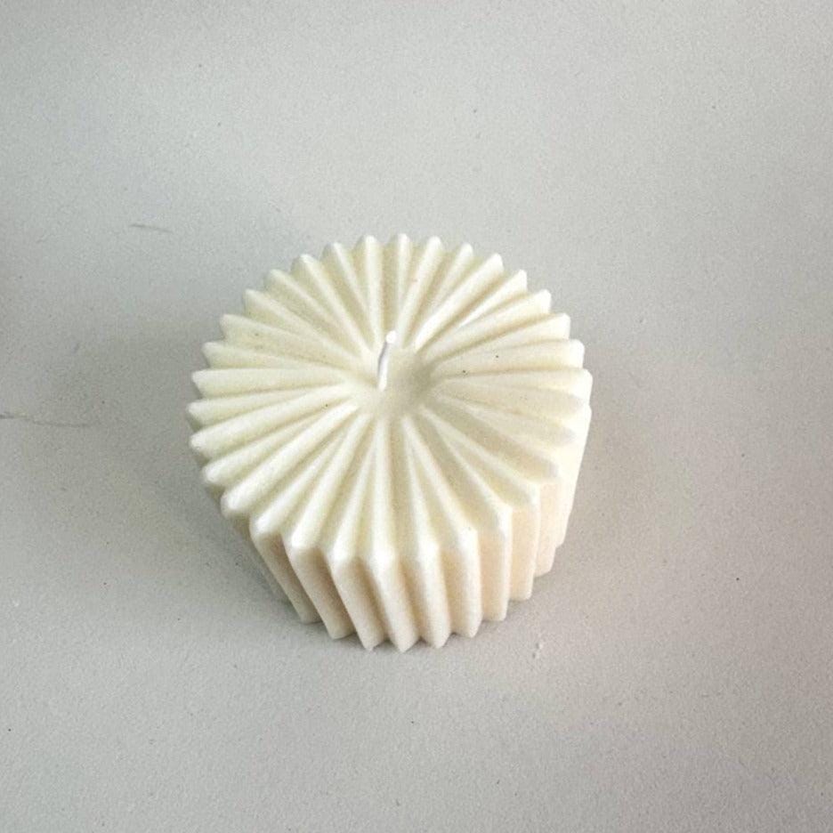 Stylish Twirl Candle Mold - Unique Silicone Craft for Creatives - Ideas Decor Shop