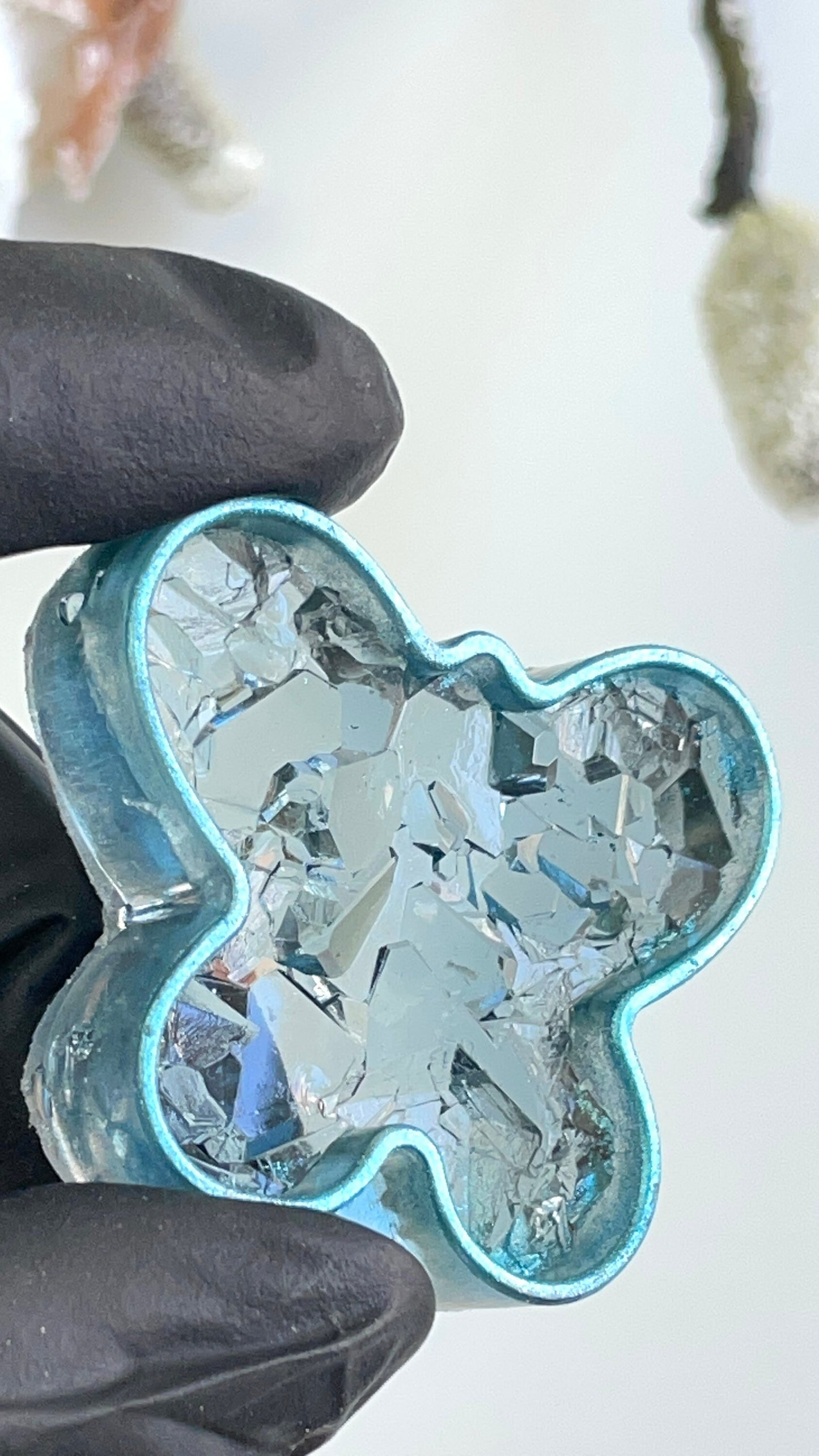 Druzy-Form: Schlüsselanhänger und Anhänger in Kristallform, UV-Harzform mit Schmetterlingsdesign